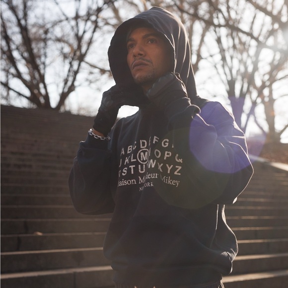 Mr. Mikey - Picture 5 of 12